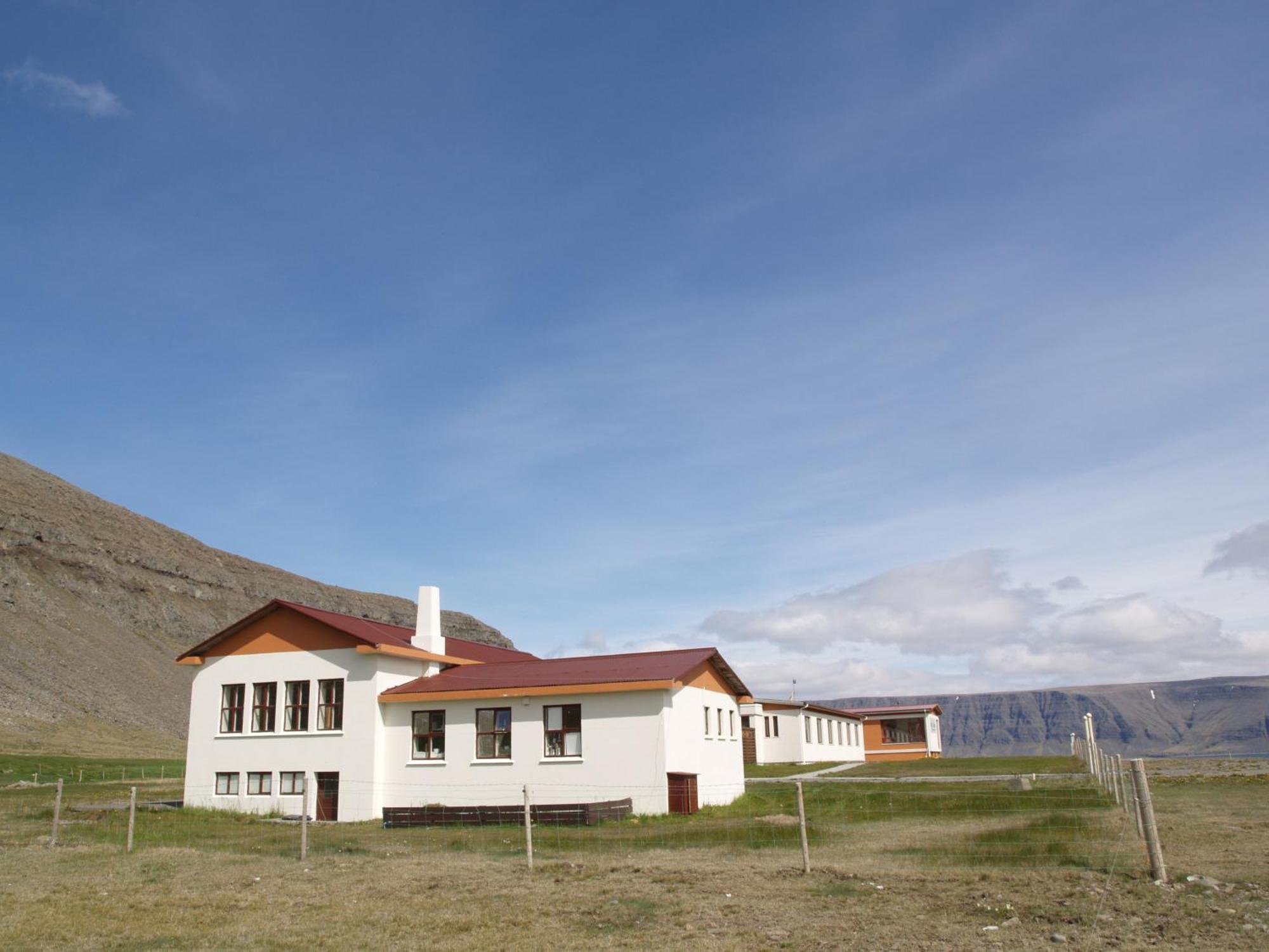 Hotel Latrabjarg Hnjotur Exterior photo