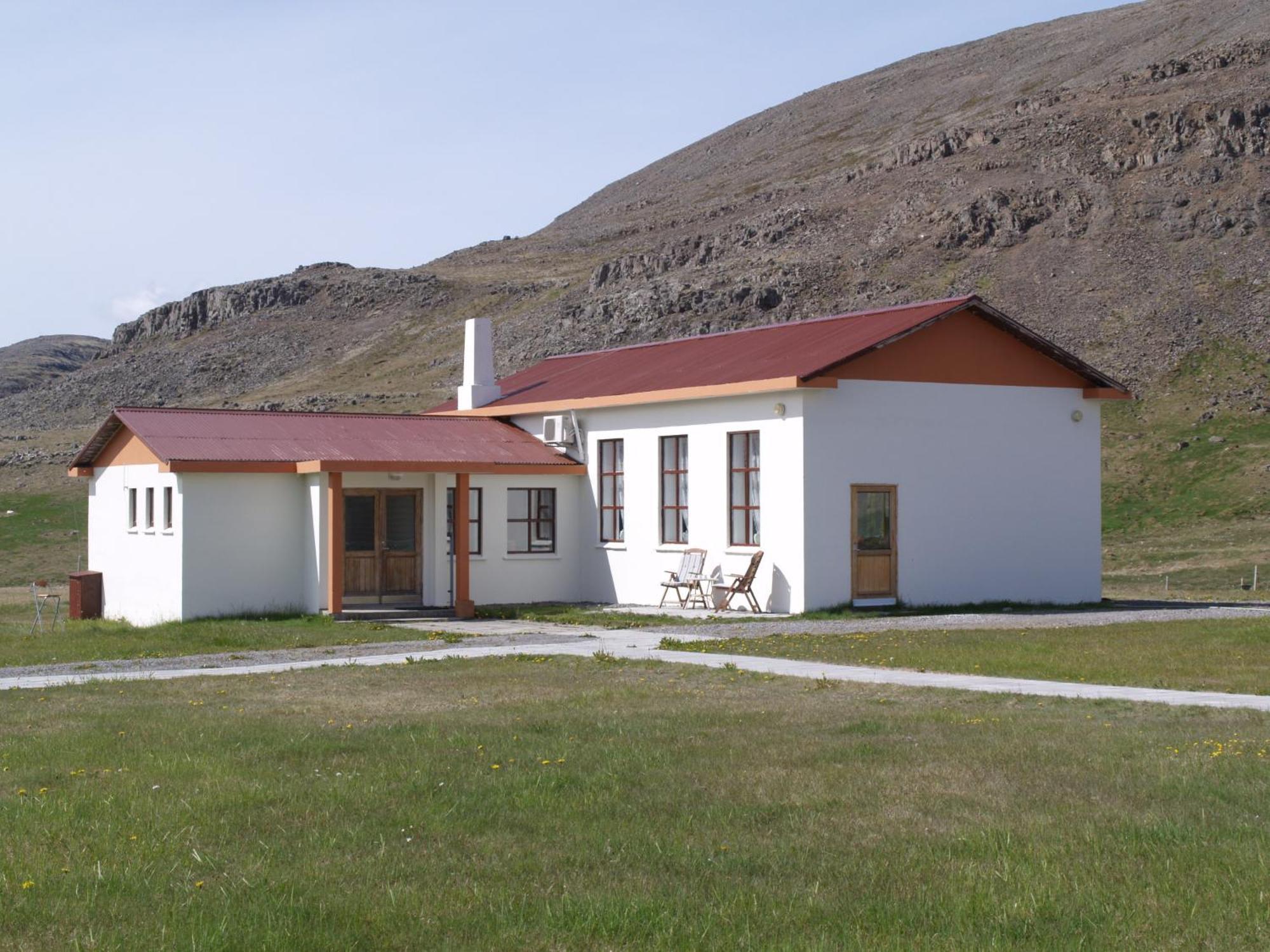 Hotel Latrabjarg Hnjotur Exterior photo
